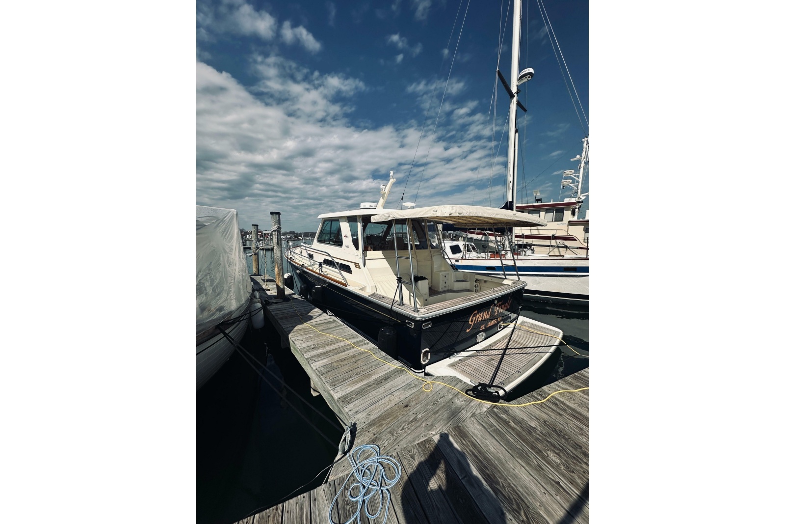 38' 2008 Sabre 38 Hard Top Express