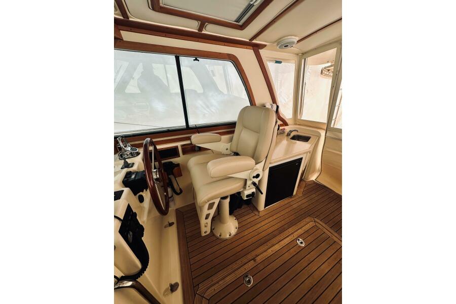38' 2008 Sabre 38 Hard Top Express