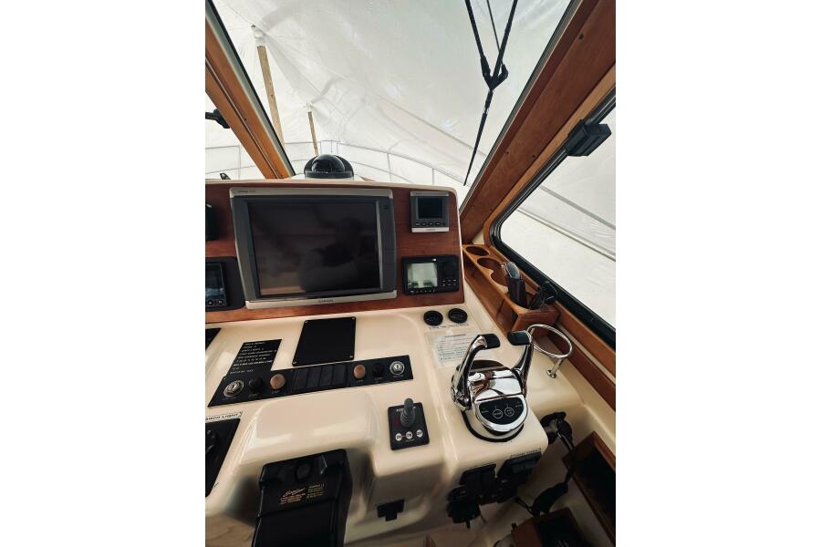 38' 2008 Sabre 38 Hard Top Express
