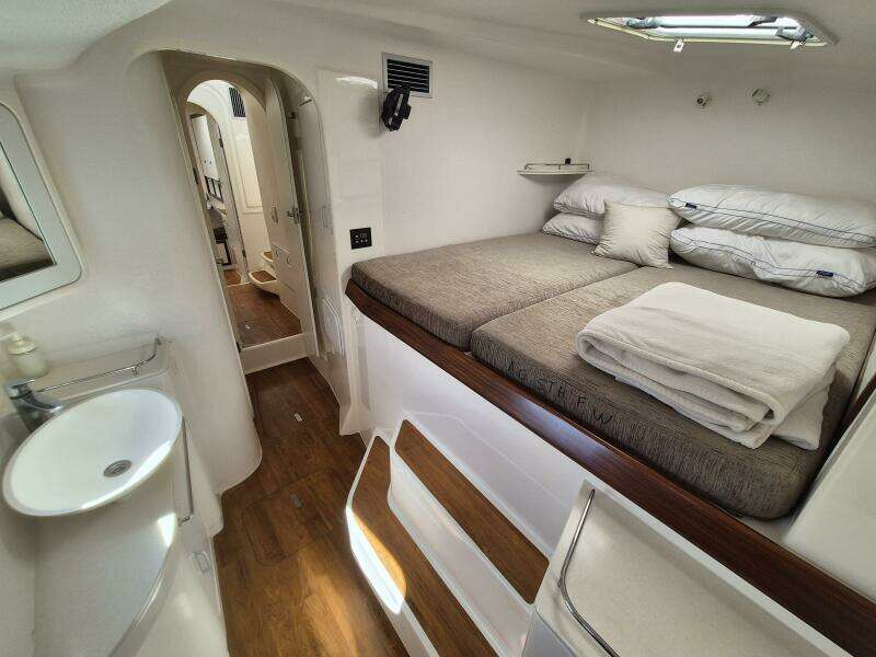After Glow 48ft Voyage Yacht For Sale