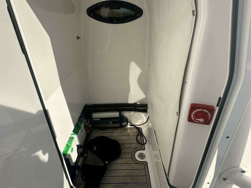 24ft Sportsman Yacht For Sale