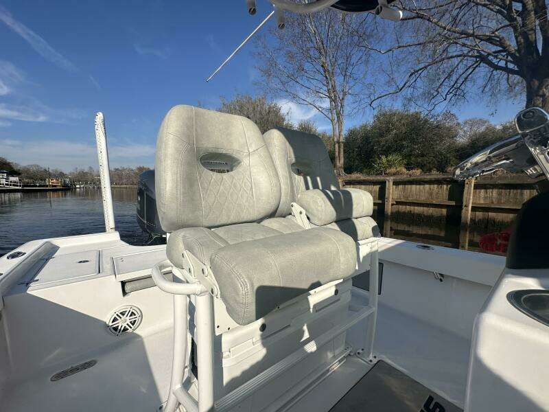 24ft Sportsman Yacht For Sale