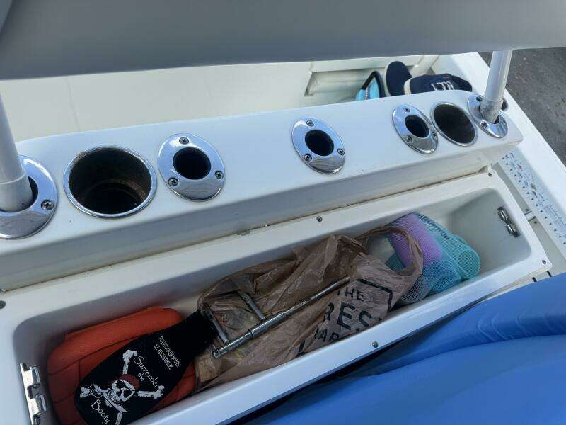 24ft Pathfinder Yacht For Sale