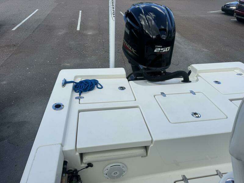 24ft Pathfinder Yacht For Sale