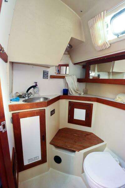 Scrimshander 34ft Catalina Yacht For Sale