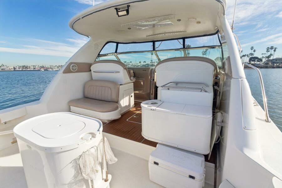 37' 2000 Sea Ray 370 Express Cruiser