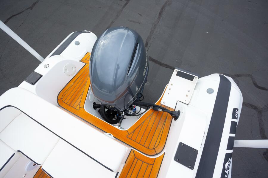 19' 2020 Novurania 600 LX