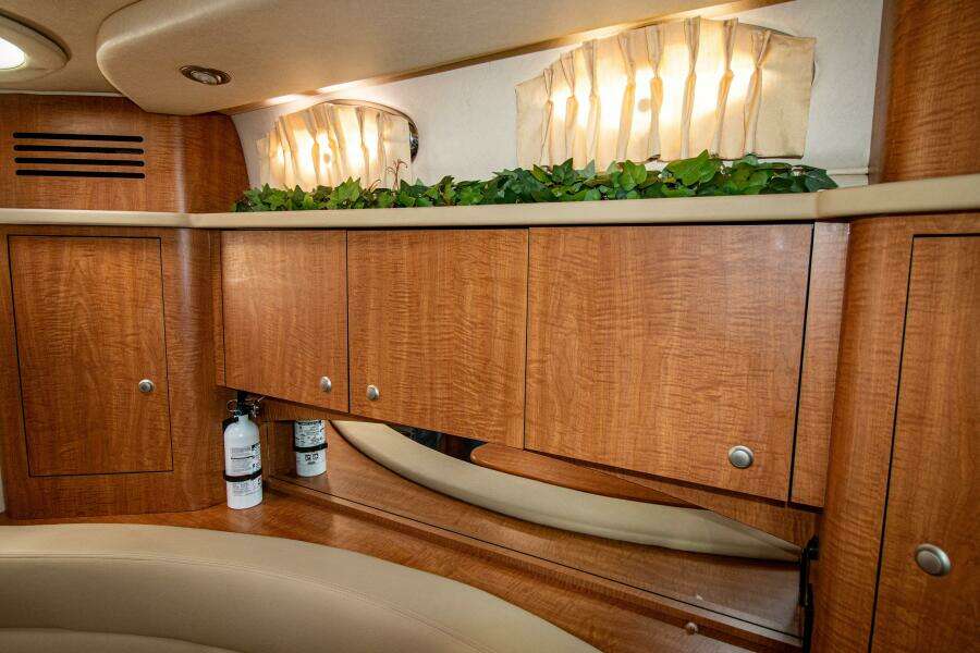 Incognito 32ft Sea Ray Yacht For Sale