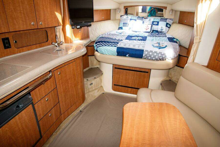 Incognito 32ft Sea Ray Yacht For Sale