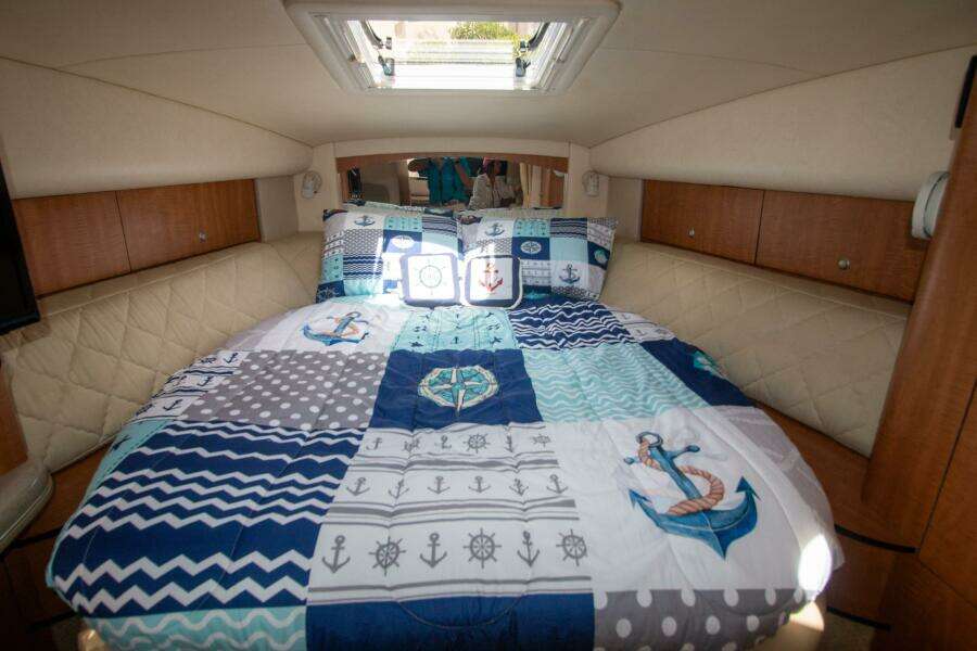 Incognito 32ft Sea Ray Yacht For Sale