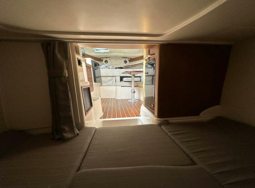 33' 2014 Grady-White Express 330