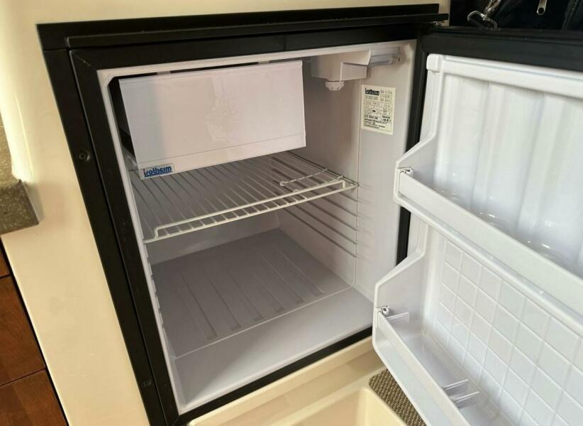 33' 2014 Grady-White Express 330