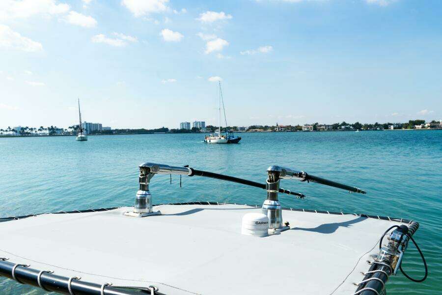 24ft Mako Yacht For Sale