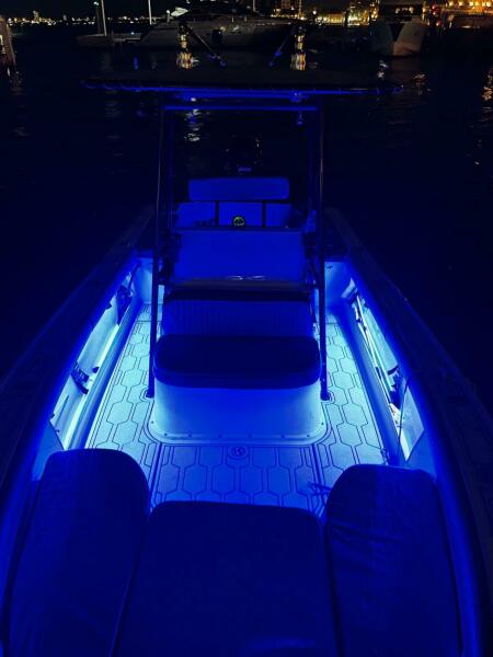 24' 1980 Mako 214 Walkaround