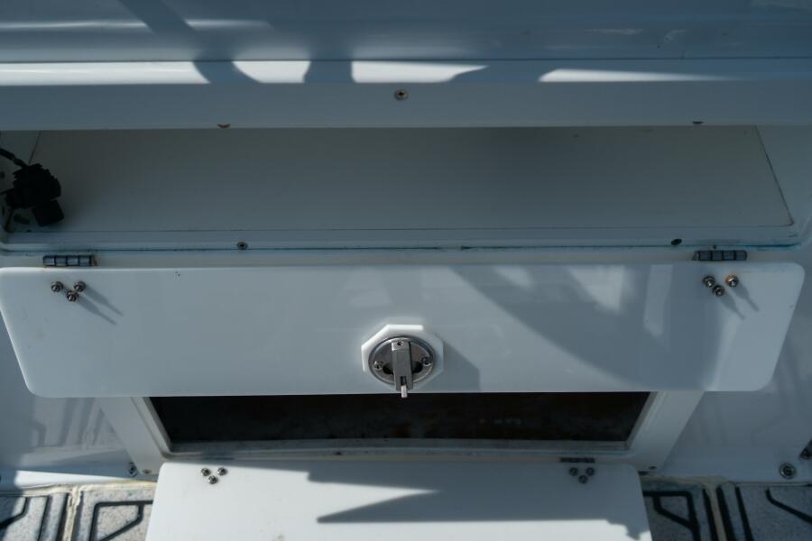 24' 1980 Mako 214 Walkaround