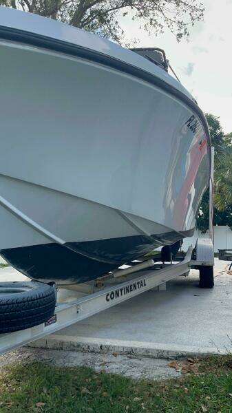 24ft Mako Yacht For Sale