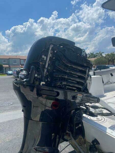 24ft Mako Yacht For Sale