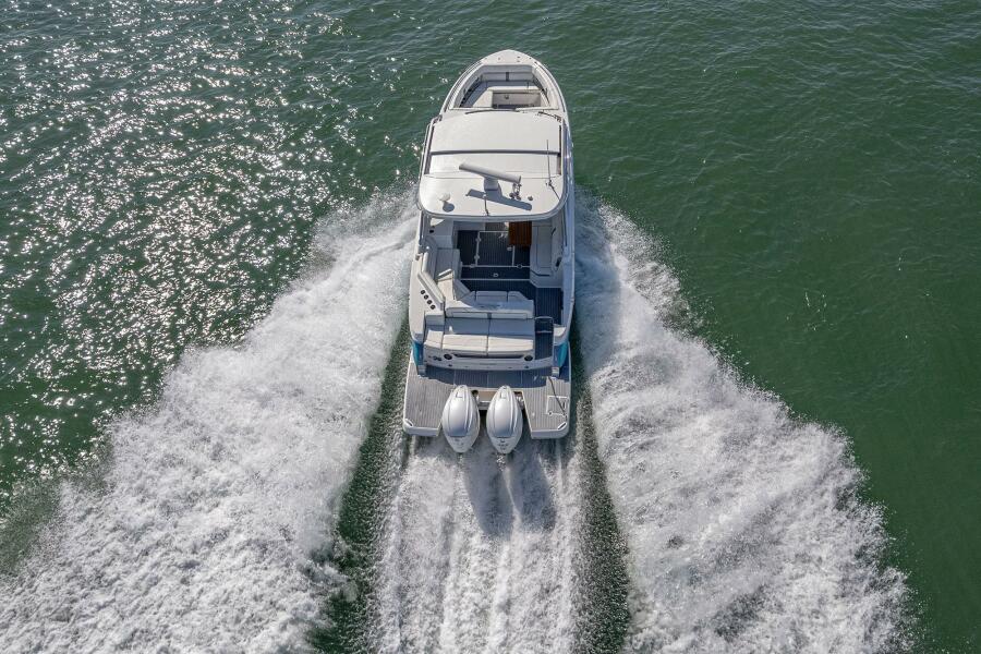 36' 2022 Regal LX 36