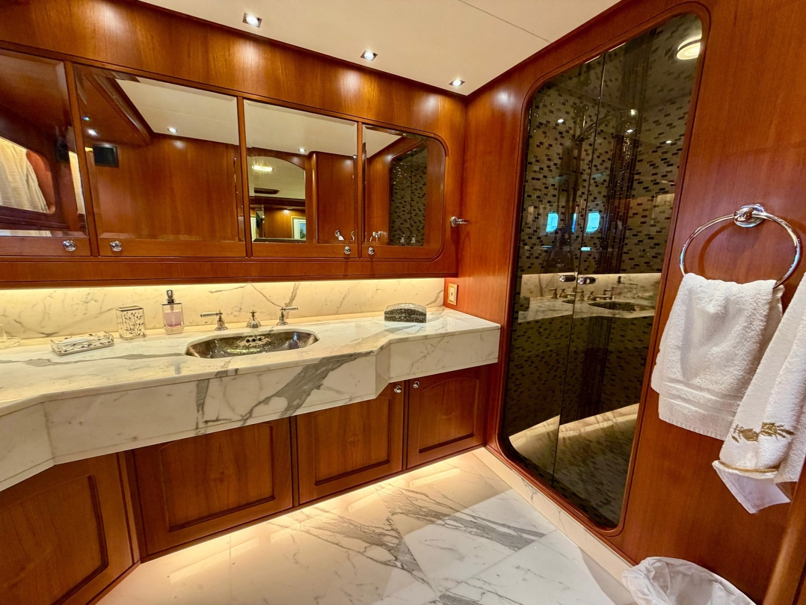 1989 Moonen Long Range Cruiser