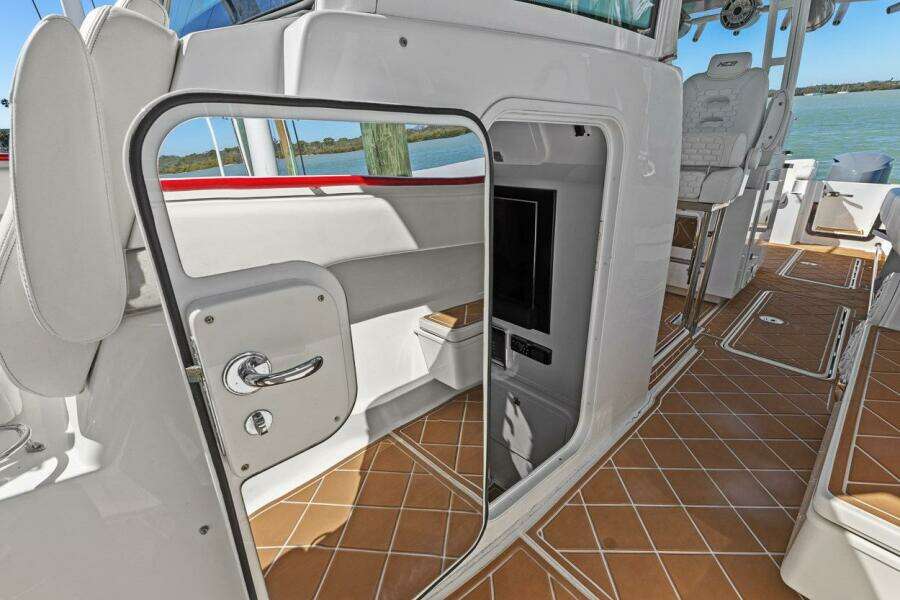 42ft Hydra Sports Yacht For Sale