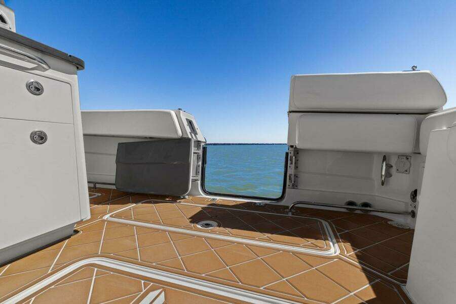 42ft Hydra Sports Yacht For Sale