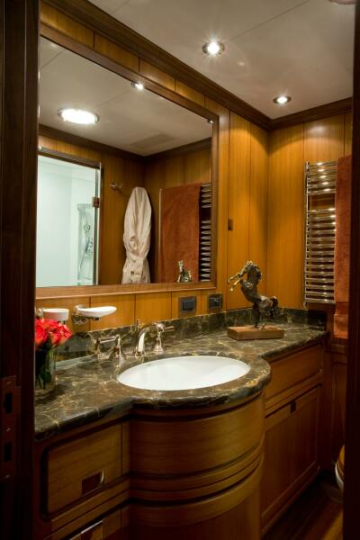 172' 2007 Perini Navi Perini 52M