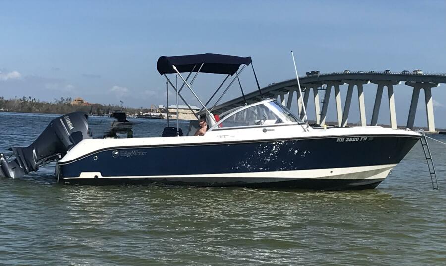20' 2016 Edgewater 205 CX