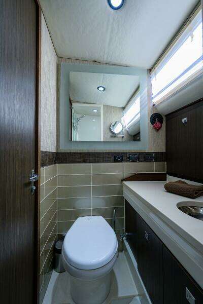 Bertram 38 - FIELD & SEA - 