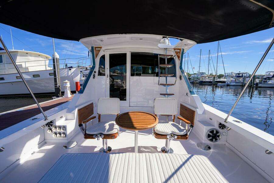 Bertram 38 - FIELD & SEA - 