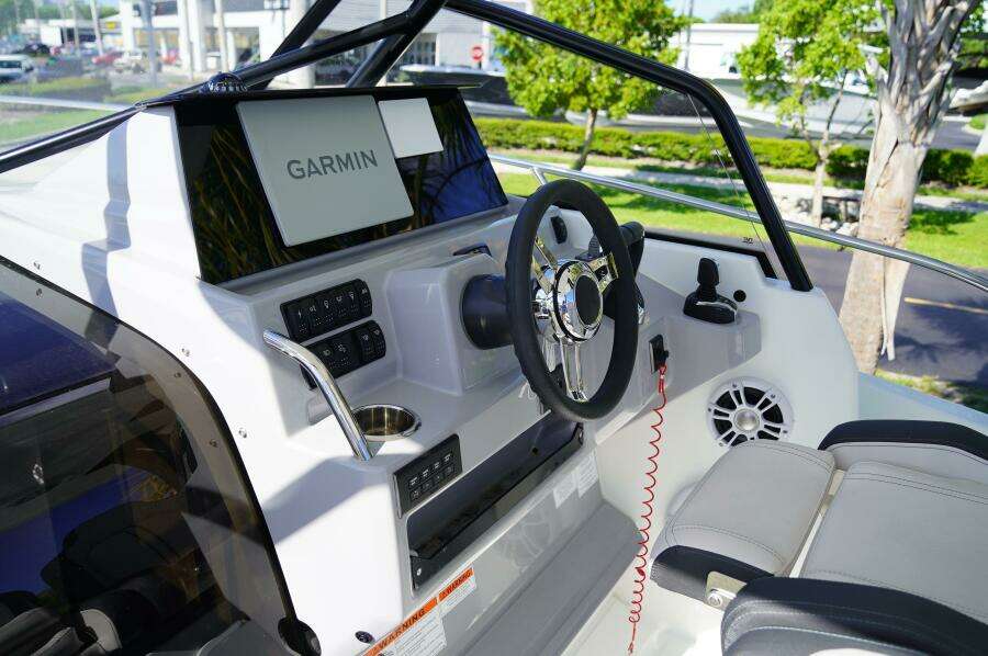 299ft Jeanneau Yacht For Sale