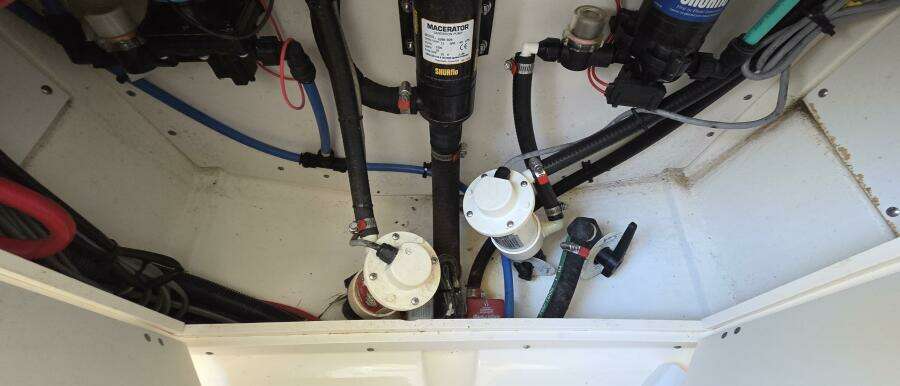 Horse Play 27ft Boston Whaler Yacht For Sale