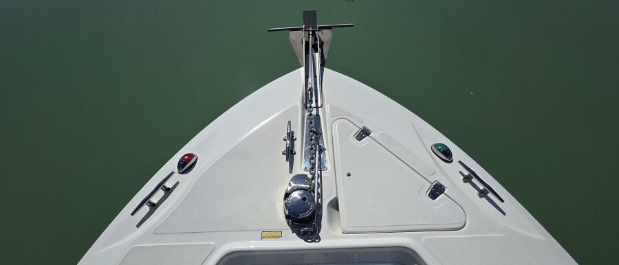 27' 2006 Boston Whaler 270 Outrage