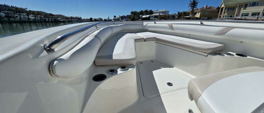 Horse Play 27ft Boston Whaler Yacht For Sale