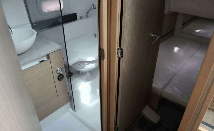 35ft Jeanneau Yacht For Sale