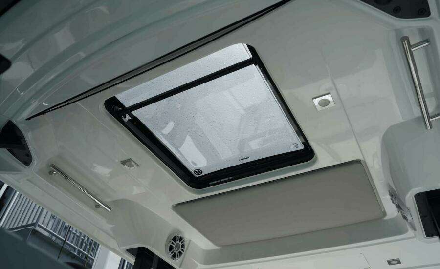 35ft Jeanneau Yacht For Sale