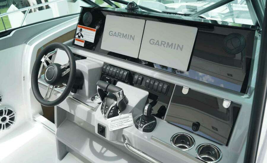 35ft Jeanneau Yacht For Sale