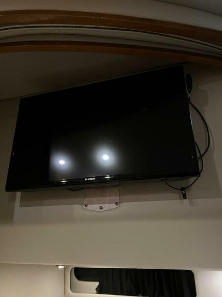 35' 2008 Chaparral 350 Signature