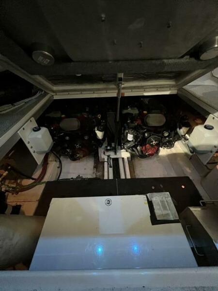 35' 2008 Chaparral 350 Signature