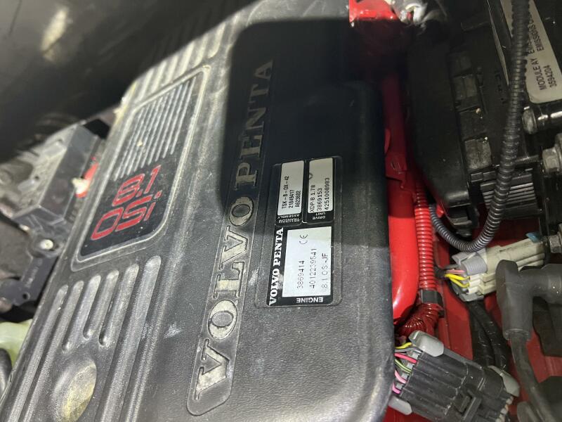 35' 2008 Chaparral 350 Signature