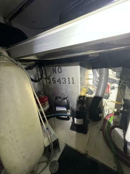 35' 2008 Chaparral 350 Signature