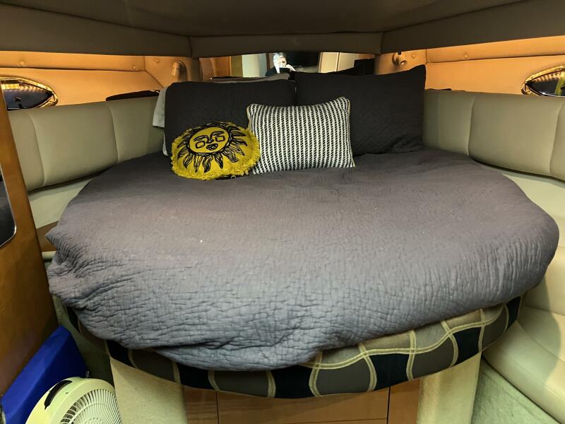 35' 2008 Chaparral 350 Signature