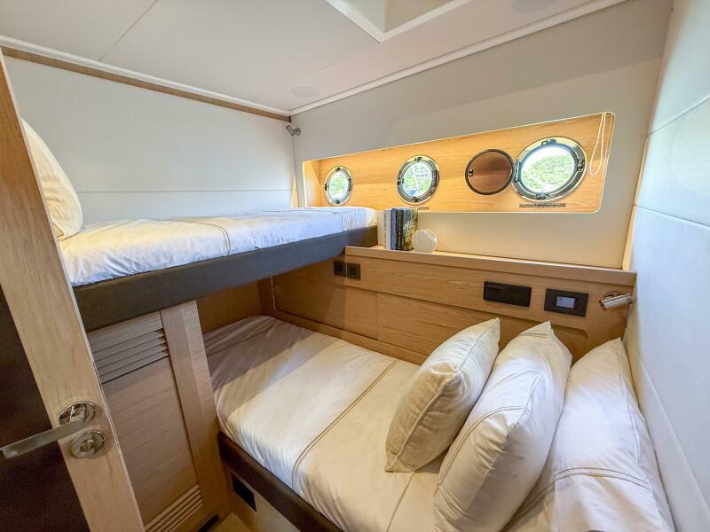 56' 2026 Beneteau Swift Trawler 54