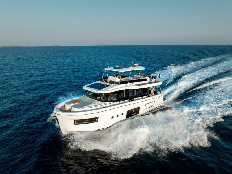 56' 2026 Beneteau Swift Trawler 54