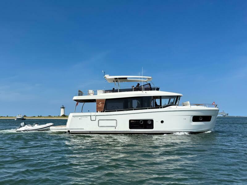 56' 2026 Beneteau Swift Trawler 54