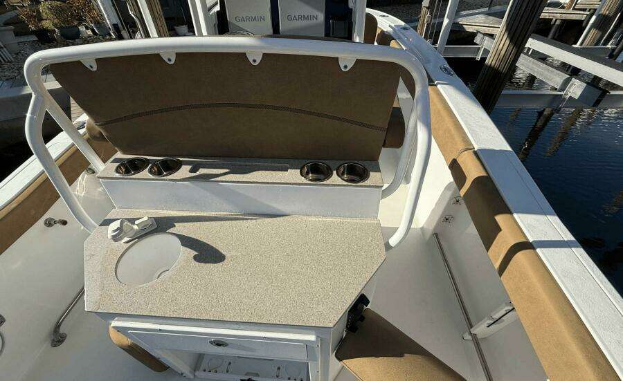 24ft Sea Hunt Yacht For Sale