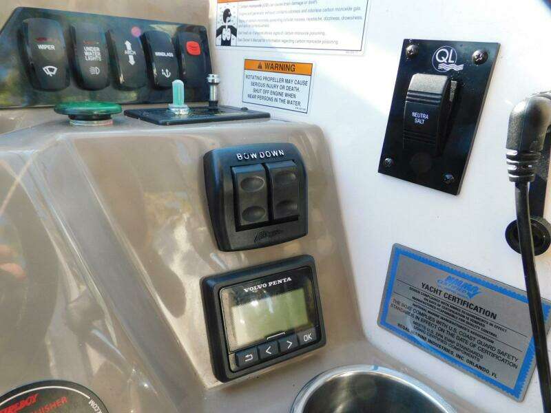 Livin on a Prayer 28ft Regal Yacht For Sale