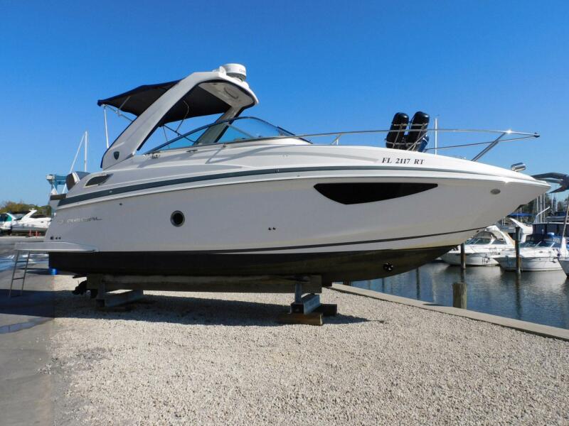28' 2019 Regal 28 Express