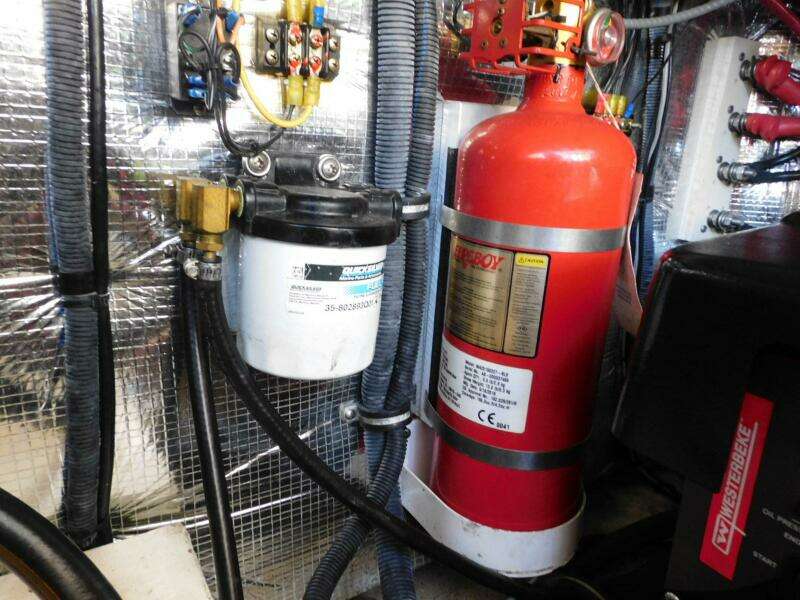 Livin on a Prayer 28ft Regal Yacht For Sale