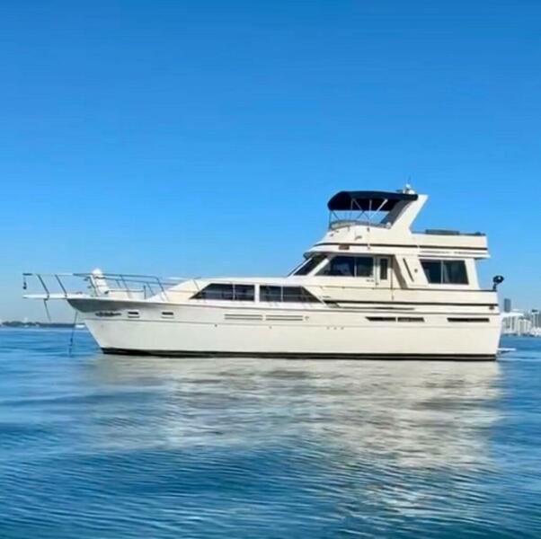 50' 1987 Chris-Craft 500 Constellation