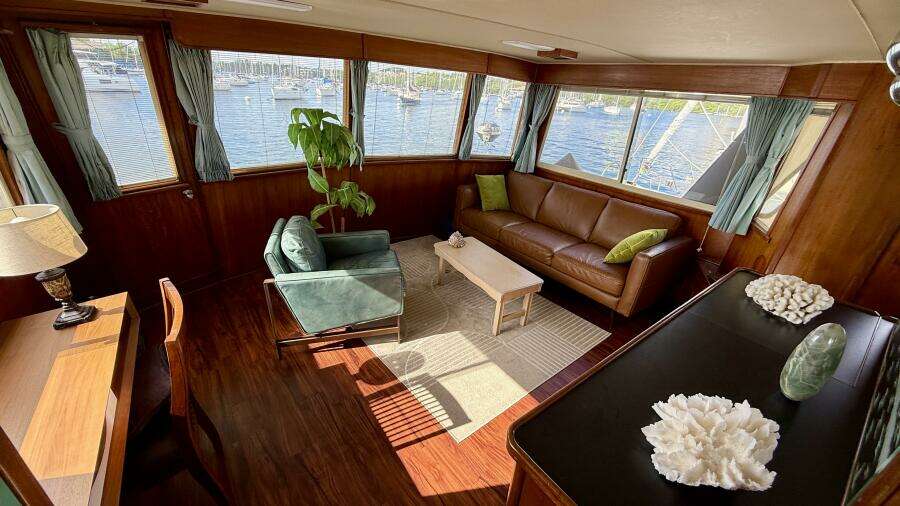 MOONLIGHT MIST 50ft Chris Craft Yacht For Sale